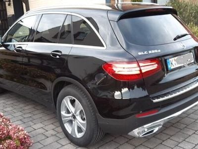 Mercedes GLC220