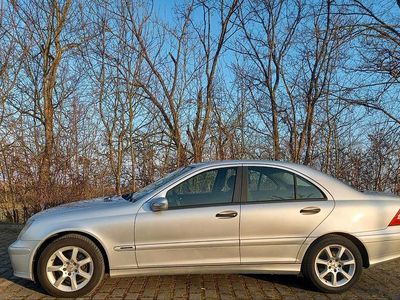 Silber Gebraucht 2005 Mercedes C180 Limousine | 6.700 € (Teuer)