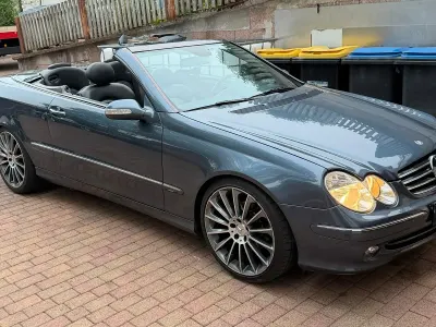 Gebraucht Mercedes CLK240 170 PS (125 kW) 2003 Violet Cabrio