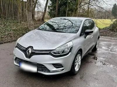 Usata Renault Clio IV LIMITED 90 CV (66 kW) 2016 Argento Utilitaria