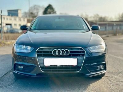 Gebraucht Audi A4 143 PS (105 kW) 2012 Schwarz Kombi