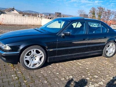 Gebraucht BMW 725 196 PS (144 kW) 1996 Schwarz Limousine