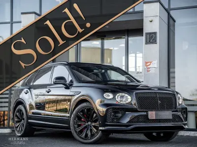 Begagnad Bentley Bentayga 462 HK (339 kW) 2022 Svart SUV
