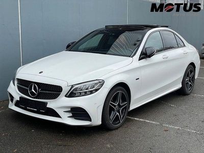 Gebraucht Mercedes C300e AMG 194 PS (142 kW) 2019 Weiß Limousine