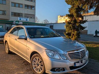 Mercedes E200