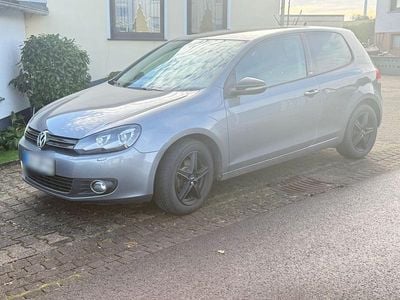 Gebraucht VW Golf VI Style 105 PS (77 kW) 2011 Grau Kleinwagen
