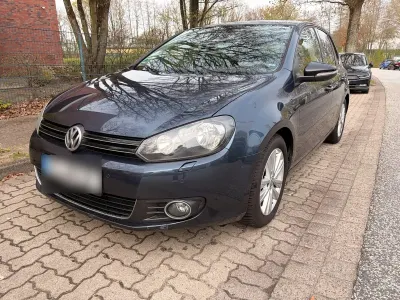 Usata VW Golf VII Style 105 CV (77 kW) 2012 Blu Berlina