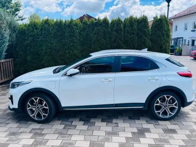 Gebraucht Kia XCeed Spirit 103 PS (75 kW) 2022 Weiß SUV