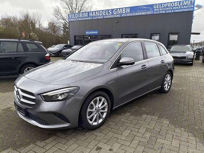 Gebraucht Mercedes B250 224 PS (164 kW) 2019 Mountaingrau Van / Kleinbus
