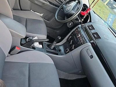 Blau Gebraucht 2010 Mazda 3 Kleinwagen | 2.450 €