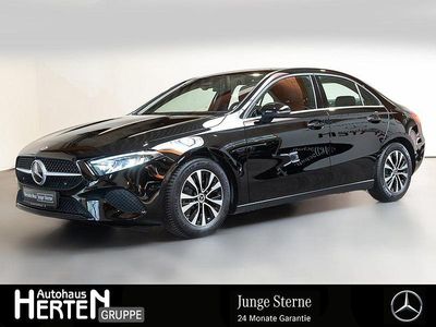 Gebraucht Mercedes A180 Advanced 136 PS (100 kW) 2023 Unilack nachtschwarz Limousine