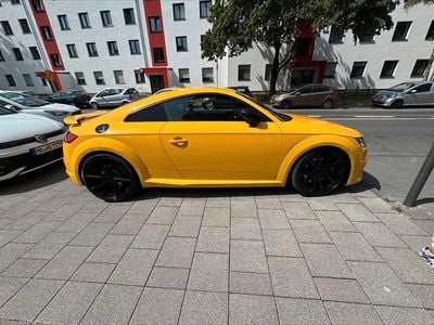 Gelb Gebraucht 2017 Audi TTS Coupé | 34.343 € (Teuer)
