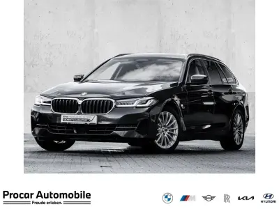Usata BMW 530e Sport Line 292 CV (214 kW) 2022 Grigio Station wagon