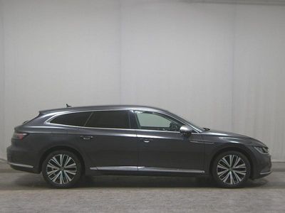 Usata VW Arteon Elegance 200 CV (147 kW) 2023 Grigio Station wagon