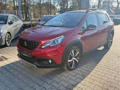 Gebraucht Peugeot 2008 Allure 110 PS (80 kW) 2017 Ultimate rot (metallic) SUV