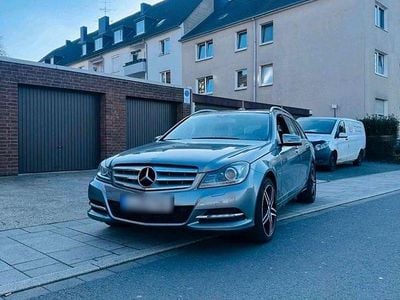 Gebraucht Mercedes C300 231 PS (169 kW) 2012 Grau Kombi