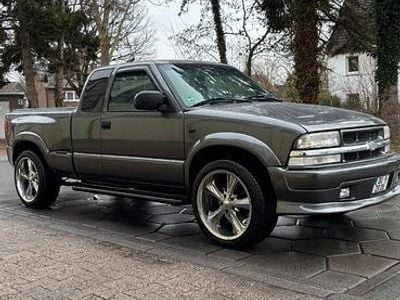 Grau Gebraucht 1999 Chevrolet S10 Abholung | 16.950 €