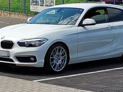 Gebraucht BMW 116 109 PS (80 kW) 2015 Weiß Kleinwagen