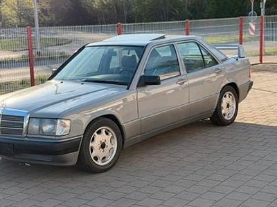 Grau Gebraucht 1988 Mercedes 190 Limousine | 6.500 €