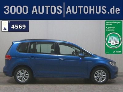 Gebraucht VW Touran Comfortline 150 PS (110 kW) 2023 Caribbean blue metallic Van / Kleinbus