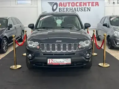 Gebraucht Jeep Compass Limited 136 PS (100 kW) 2013 Grau SUV