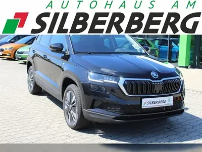 Gebraucht Skoda Karoq Ambition 116 PS (85 kW) 2023 Blackmagic perleffekt SUV