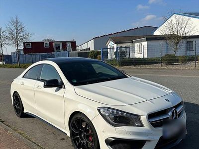 Mercedes CLA45 AMG