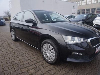 Schwarz Gebraucht 2022 Skoda Scala Ambition Kleinwagen | 16.950 € (Fairer Preis)
