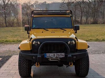 Gebraucht Jeep Wrangler Unlimited Sahara 200 PS (147 kW) 2015 Gelb SUV