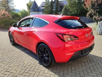 Opel Astra GTC