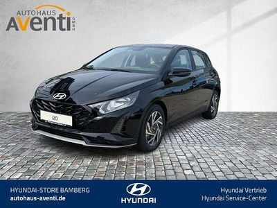 Neu Hyundai i20 Trend 101 PS (74 kW) 2025 Schwarz Limousine