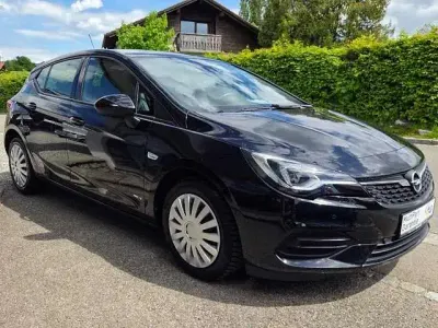 Gebraucht Opel Astra Design & Tech 131 PS (96 kW) 2021 Schwarz Limousine