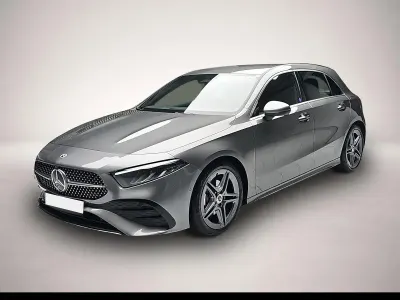 Gebraucht Mercedes A180 AMG line 136 PS (100 kW) 2025 Manufacturer Limousine