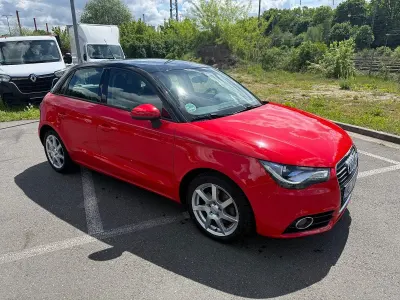 Gebraucht Audi A1 Sportback Sport 122 PS (89 kW) 2012 Rot Kleinwagen