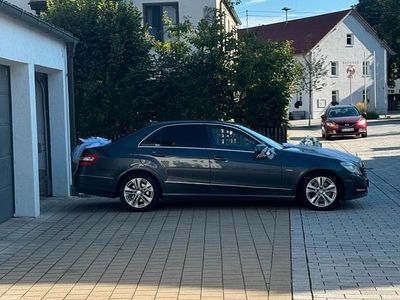 Mercedes E300