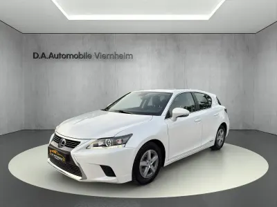 Gebraucht Lexus CT200h 136 PS (100 kW) 2017 Weiß Limousine