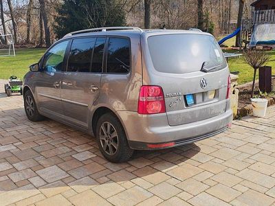 Gebraucht VW Touran Trendline 140 PS (102 kW) 2009 Grau Van / Kleinbus