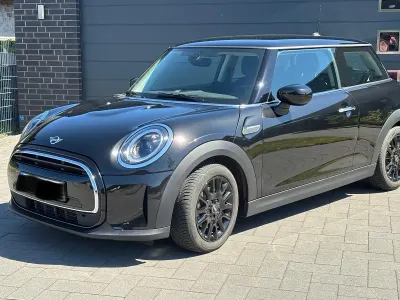 Gebraucht Mini ONE 102 PS (75 kW) 2022 Schwarz Kleinwagen