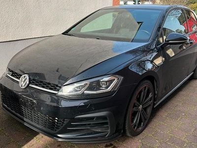 Gebraucht VW Golf VII Active 184 PS (135 kW) 2019 Schwarz
