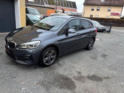 Gebraucht BMW 218 Sport Line 150 PS (110 kW) 2019 Grau Kombi