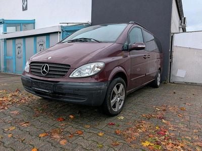 Rot Gebraucht 2005 Mercedes Viano Van / Kleinbus | 3.200 € (Superpreis)