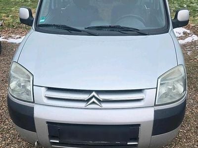 Gebraucht Citroën Berlingo 90 PS (66 kW) 2005 Silber Van / Kleinbus