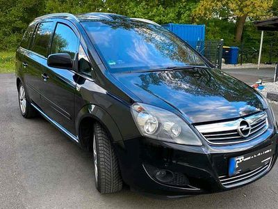 Second-hand Opel Zafira 125 CP (91 kW) 2011 Negru Monovolum