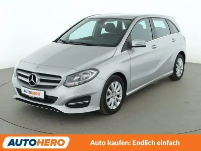 Gebraucht Mercedes B180 Style 122 PS (89 kW) 2016 Silber Kleinwagen