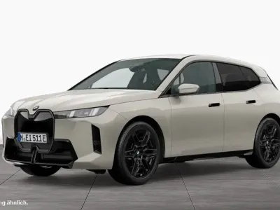 Gebraucht BMW iX M Sport 300 kW (408 PS) 2025 Grau SUV