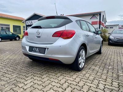 gebraucht Opel Astra Lim. 5-trg. Edition / Automatik