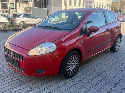 Gebraucht Fiat Grande Punto Active 65 PS (47 kW) 2009 Rot Kleinwagen