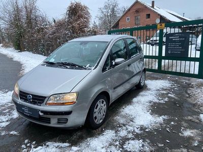 Silber Gebraucht 2004 Fiat Idea Van / Kleinbus | 2.000 € (Teuer)
