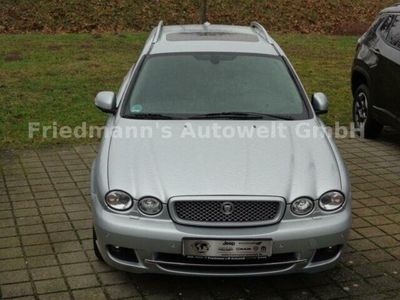 Silber Gebraucht 2009 Jaguar X-type Executive Kombi | 8.900 € (Teuer)