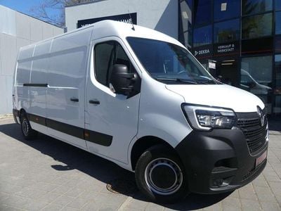 Second-hand Renault Master 135 CP (99 kW) 2022 Alb Monovolum